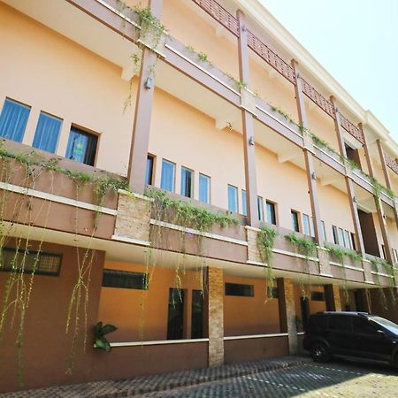 Koi Hotel And Residence Dempassar Exterior foto