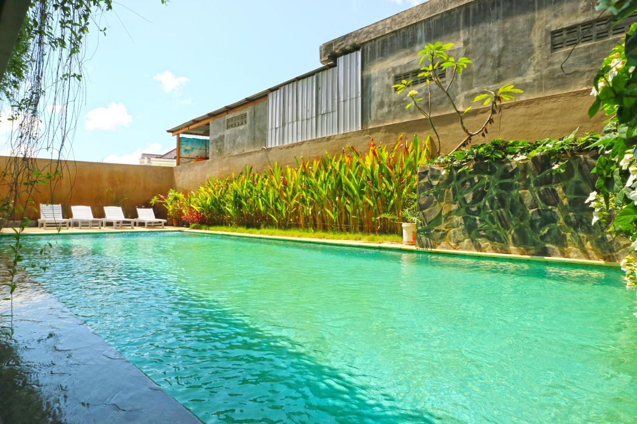 Koi Hotel And Residence Dempassar Exterior foto